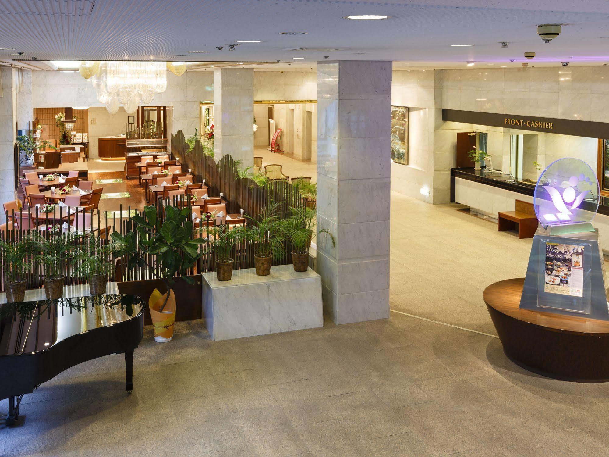 Hotel Pearl Garden Takamatsu Exterior foto