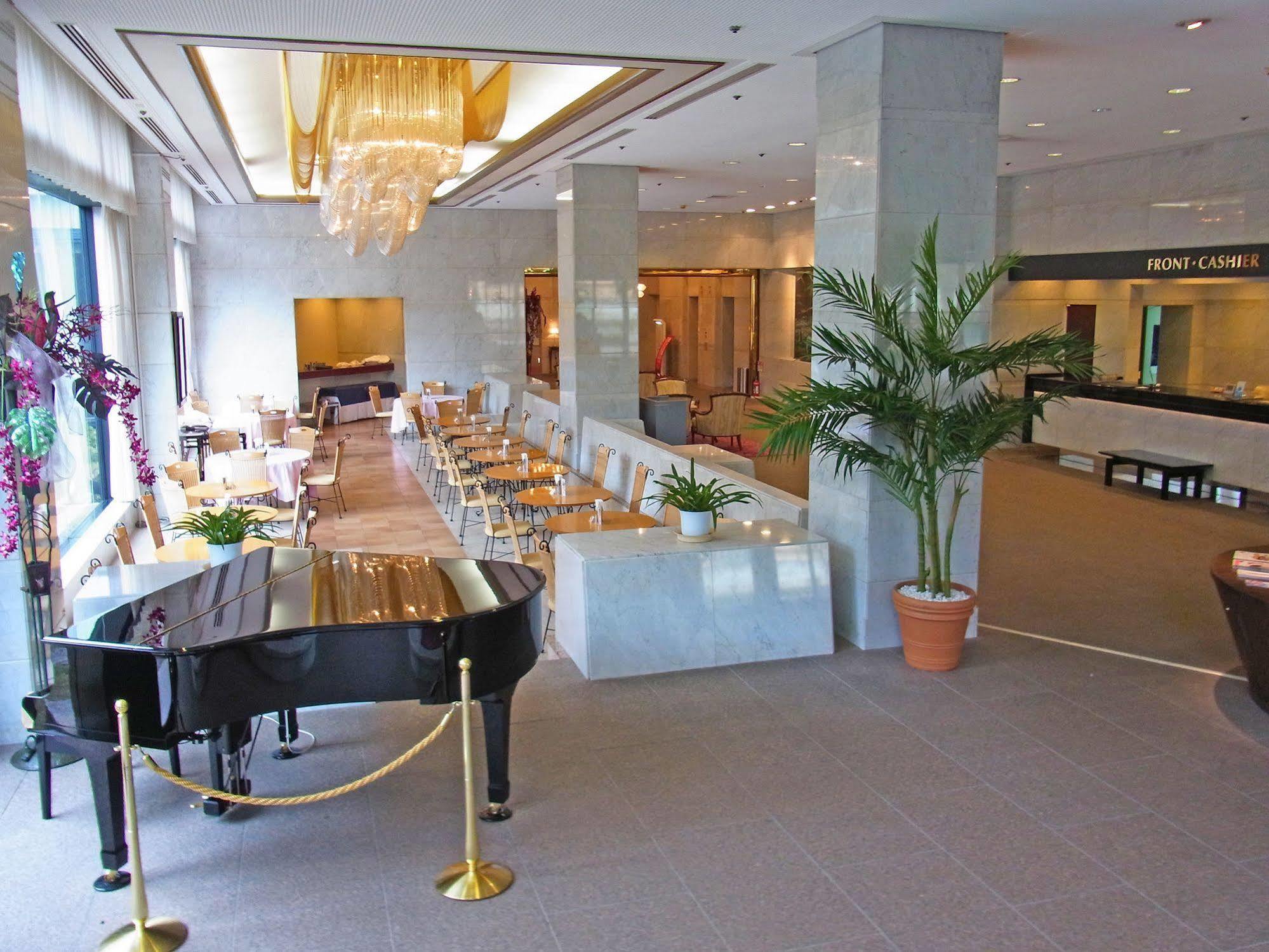 Hotel Pearl Garden Takamatsu Exterior foto
